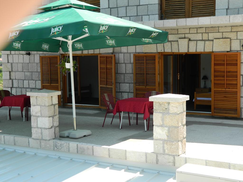 Motel Jelcic Čapljina Oda fotoğraf