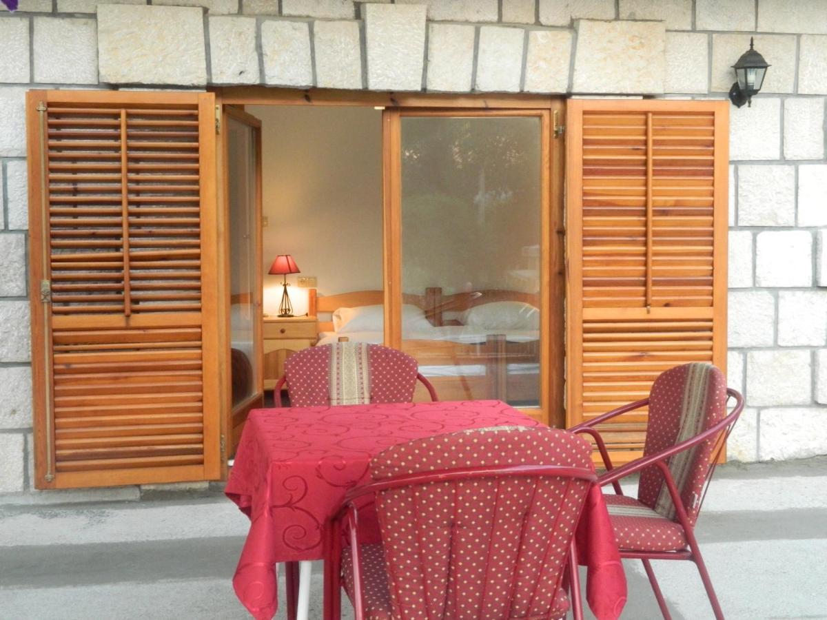 Motel Jelcic Čapljina Oda fotoğraf