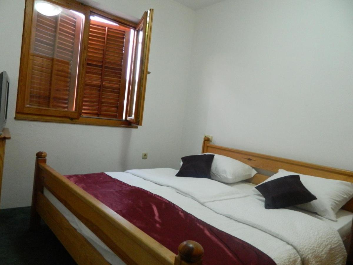 Motel Jelcic Čapljina Oda fotoğraf